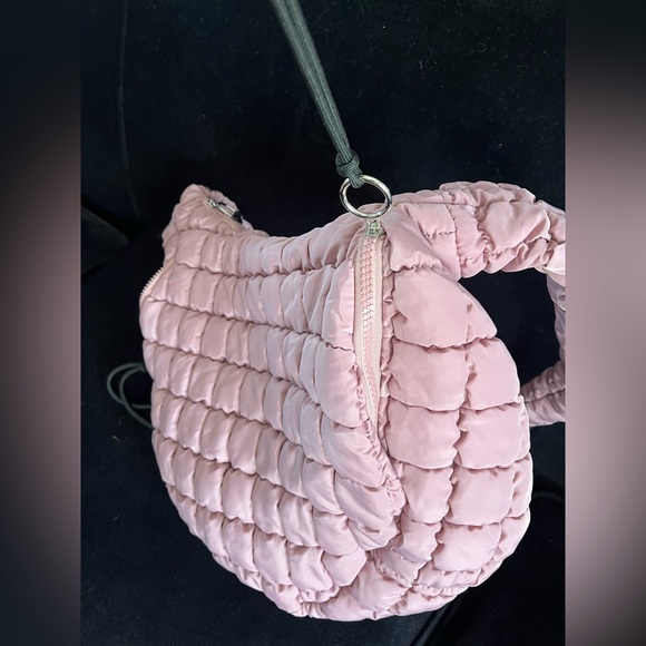 Pink Quilted Hobo Bag 13”x15” Padded Puffer Sling Bag - Picture 3 of 12